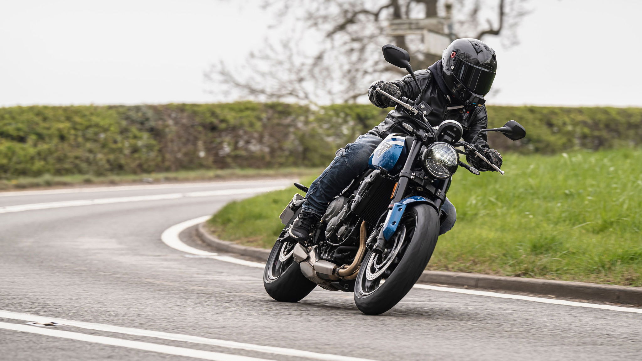 The 2025 Triumph Trident 660