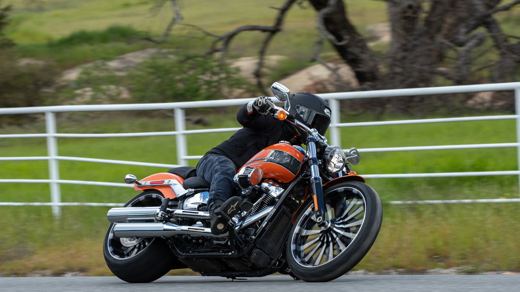 2023-H-D-Breakout-Visordown-Review