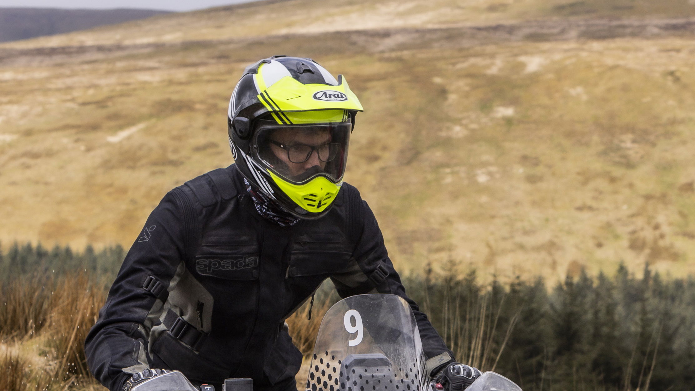 Arai Tour X5 on rider